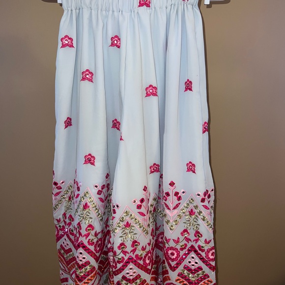 Palazzo Suit - Picture 4 of 7